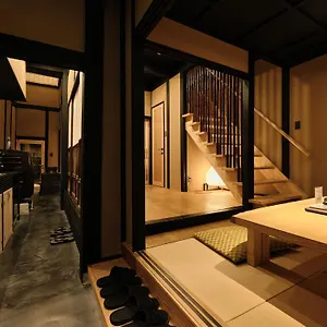 Tsumugi Hachijominamotocho 京都市